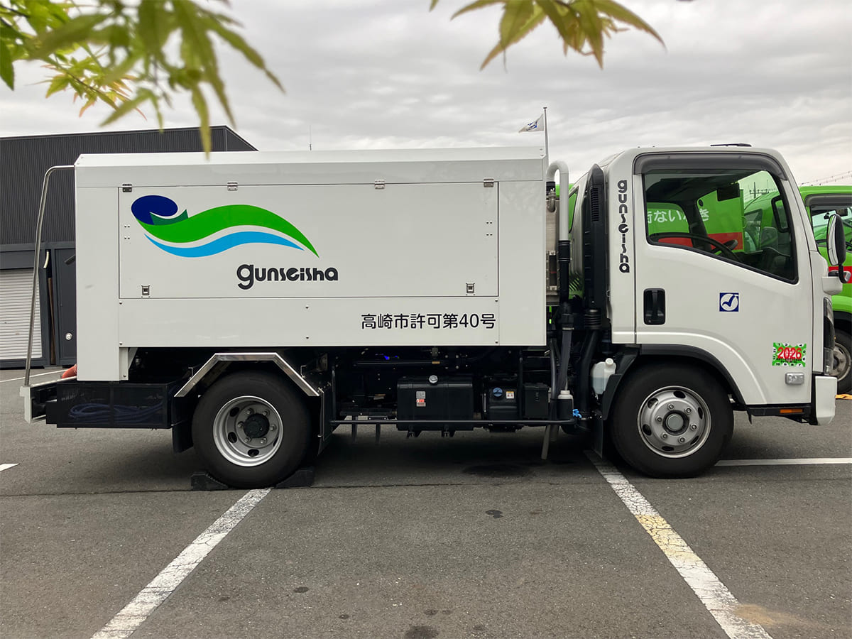 株式会社群成舎_カーマーキング